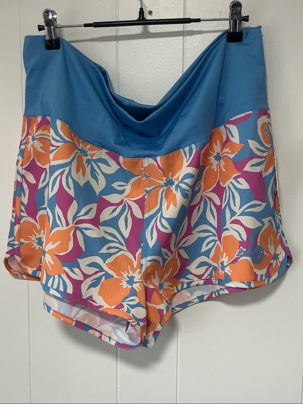 ROXY- Blue Waist Floral Athletic Shorts